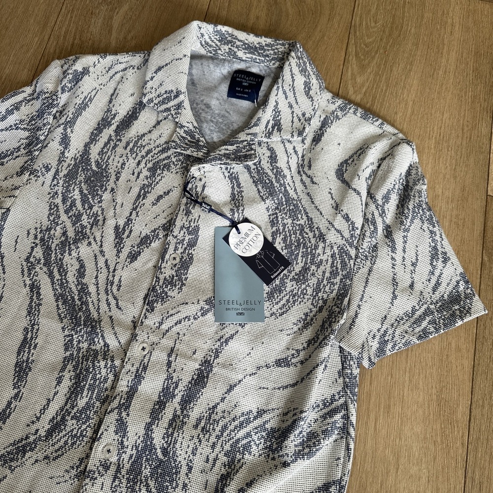 NWT Steel & Jelly Mens Button Shirt Relaxed Fit Blue Short Sleeve Small NEW